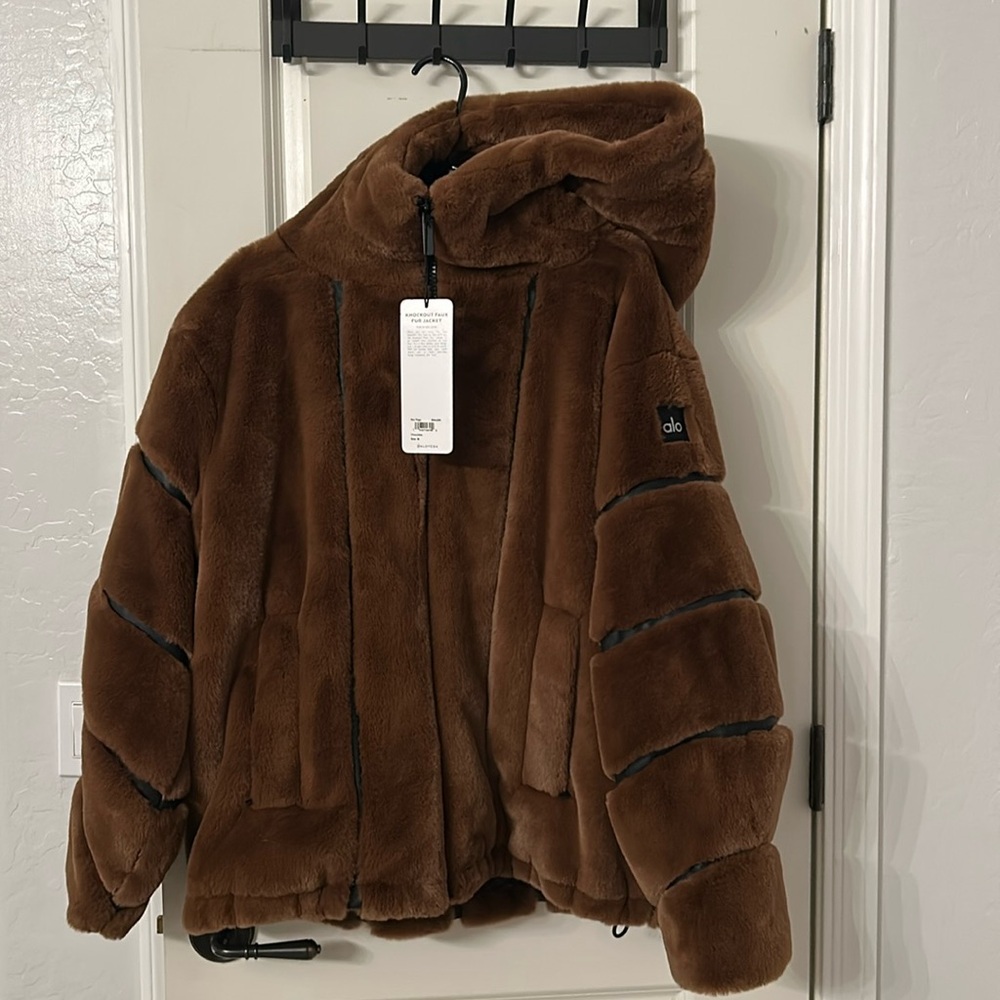 Brand new with tags Alo chocolate fur coat. Never worn.
